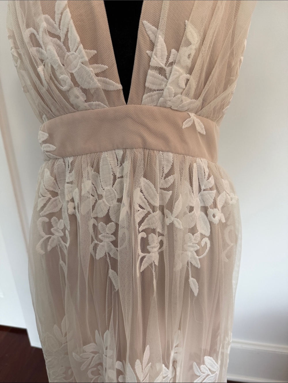 Nude Halter Maxi Dress with White Floral Lace - Picture 4 of 4
